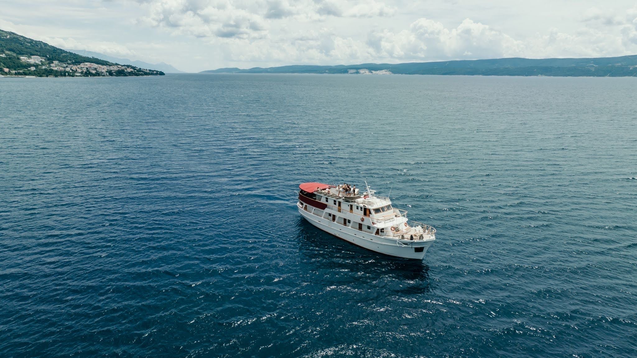 NATURISTIČNO KRIŽARJENJE PO JADRANU